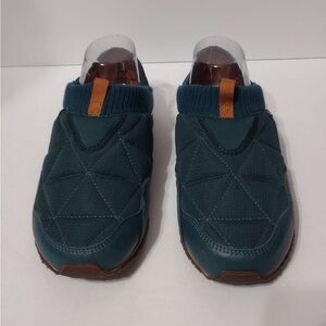 TEVA Teal Quilted Slip-On Shoes size 8 pre owned Exellent condition